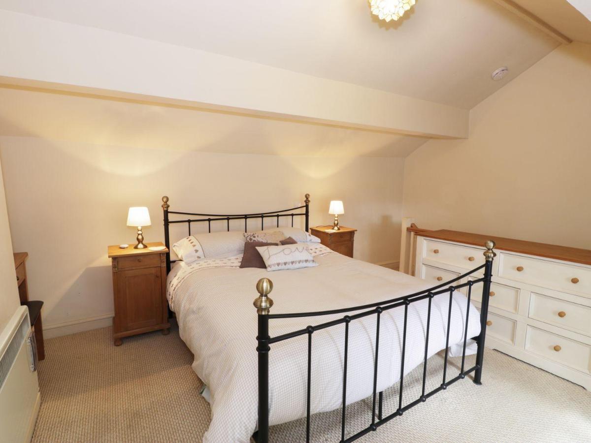 Menai Cottage Llanfairpwllgwyngyll Dış mekan fotoğraf