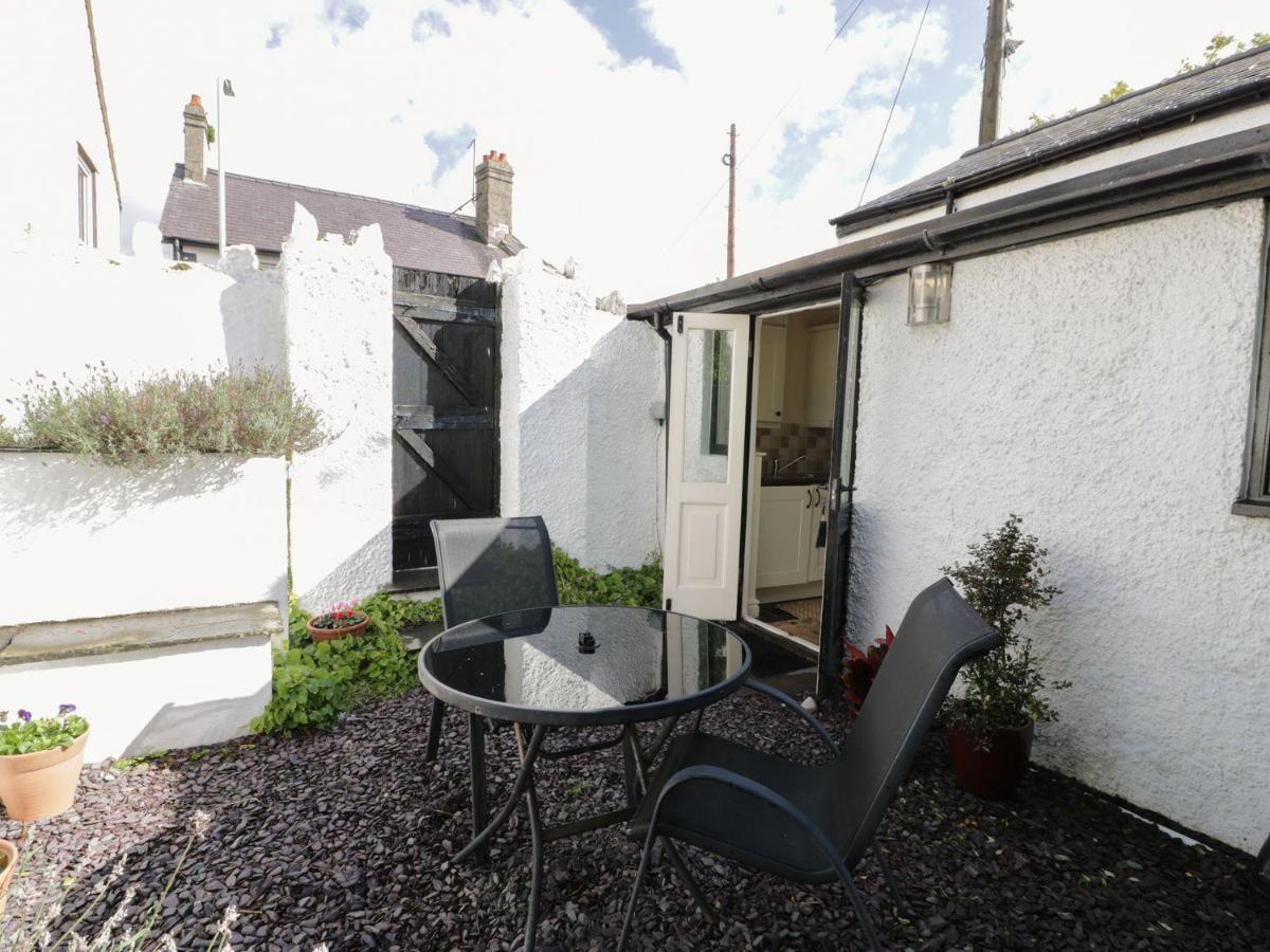 Menai Cottage Llanfairpwllgwyngyll Dış mekan fotoğraf